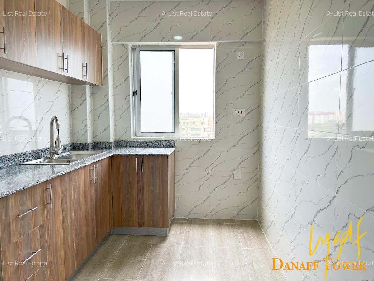 1 Bed Apartment with En Suite at Tabere Cresent - 11