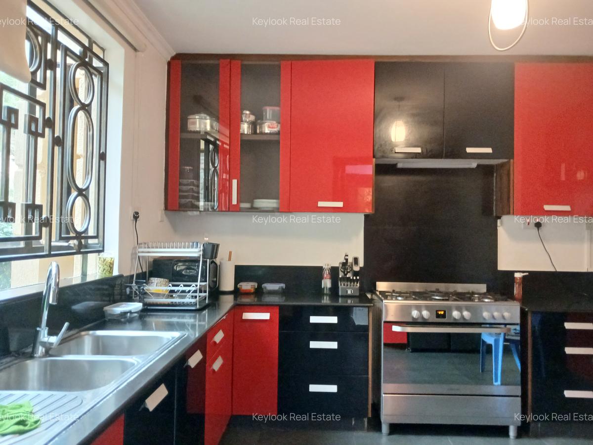 4 Bed Townhouse with En Suite at Lavington Green - 11