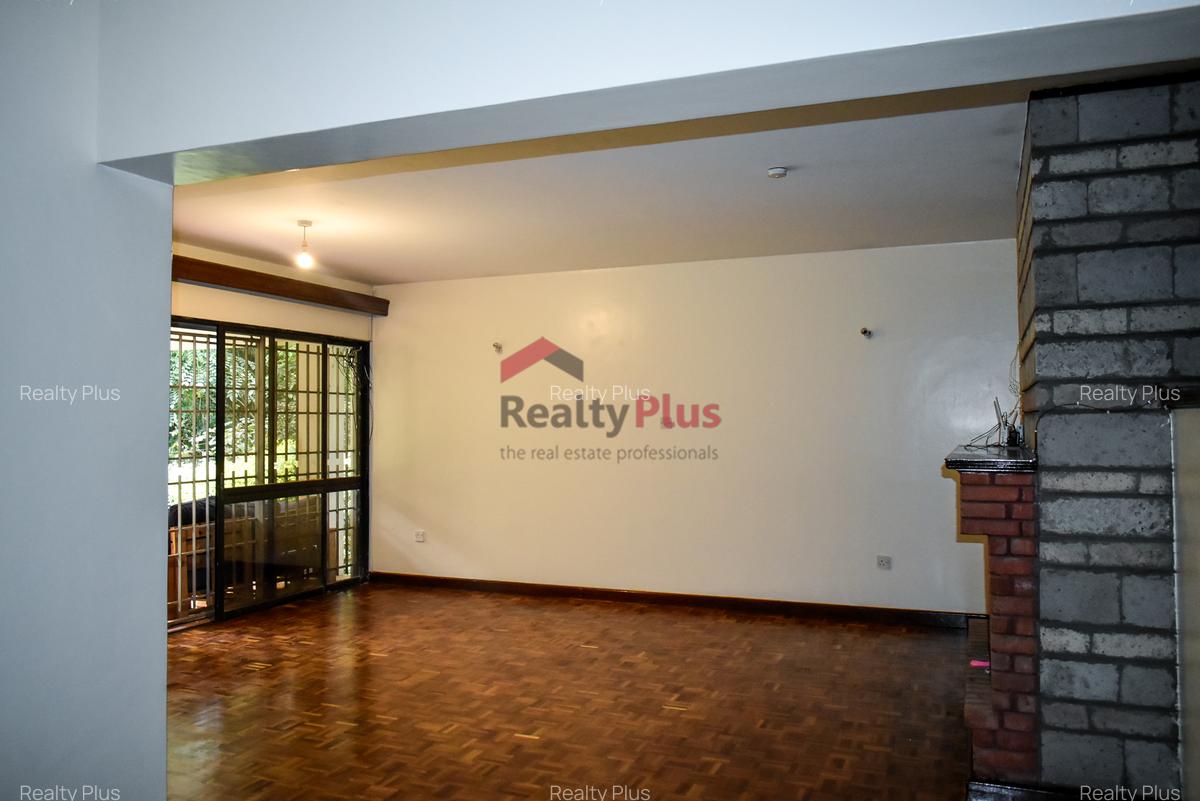 3 Bed Villa with En Suite in Kileleshwa - 1