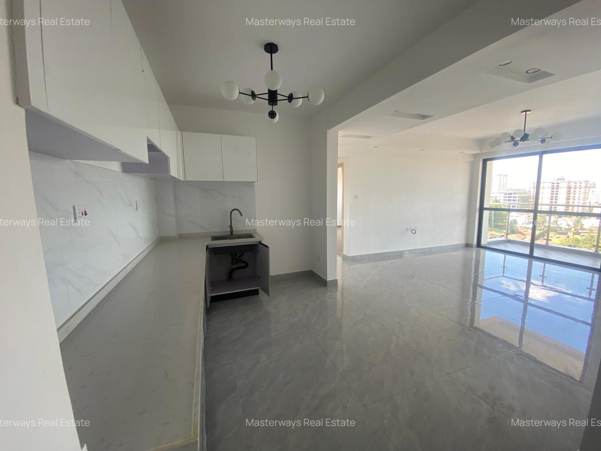 3 Bed Apartment with En Suite in Westlands Area - 12
