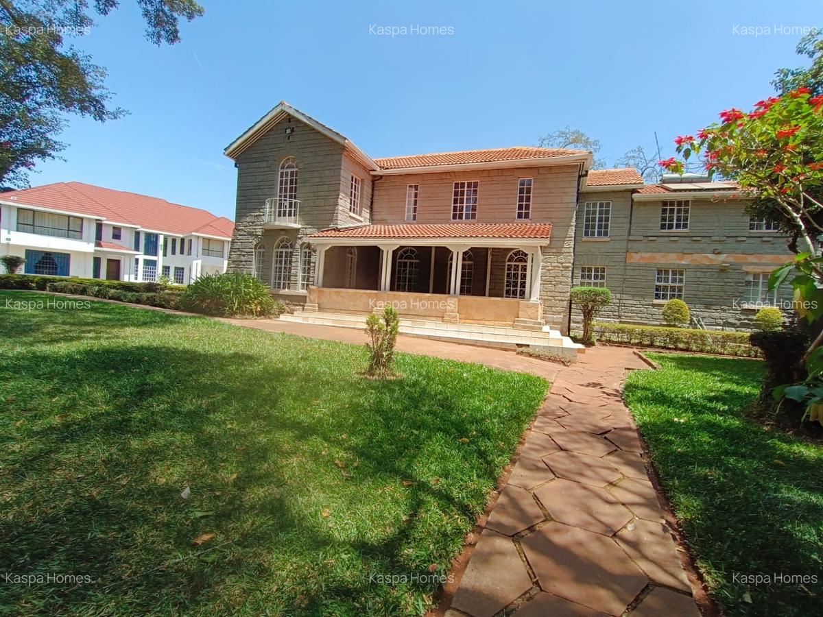 4 Bed House with En Suite in Karen - 1