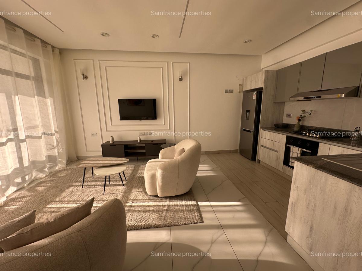 Serviced 1 Bed Apartment with En Suite at Baobab Road - 1