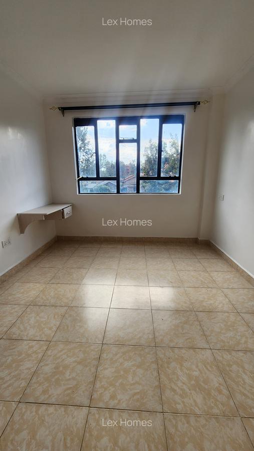 2 Bed Apartment with En Suite at - 13