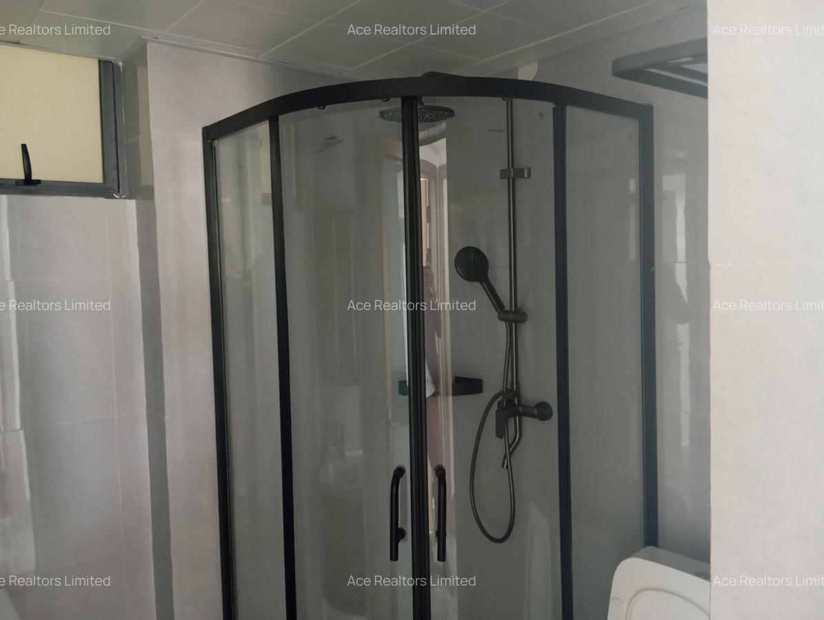 1 Bed Apartment with Gym at Riverside Drive - 7