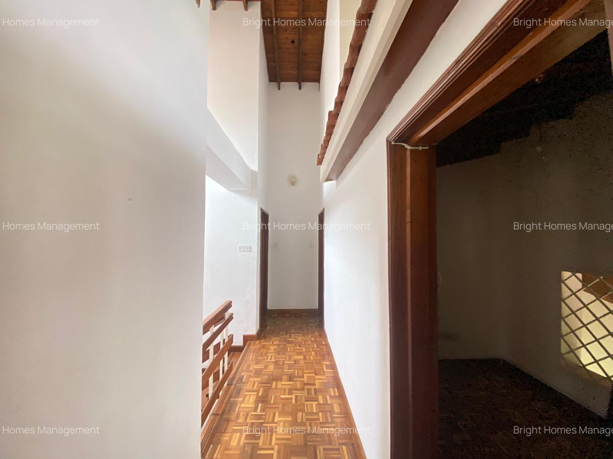 4 Bed Townhouse with En Suite in Lavington - 12