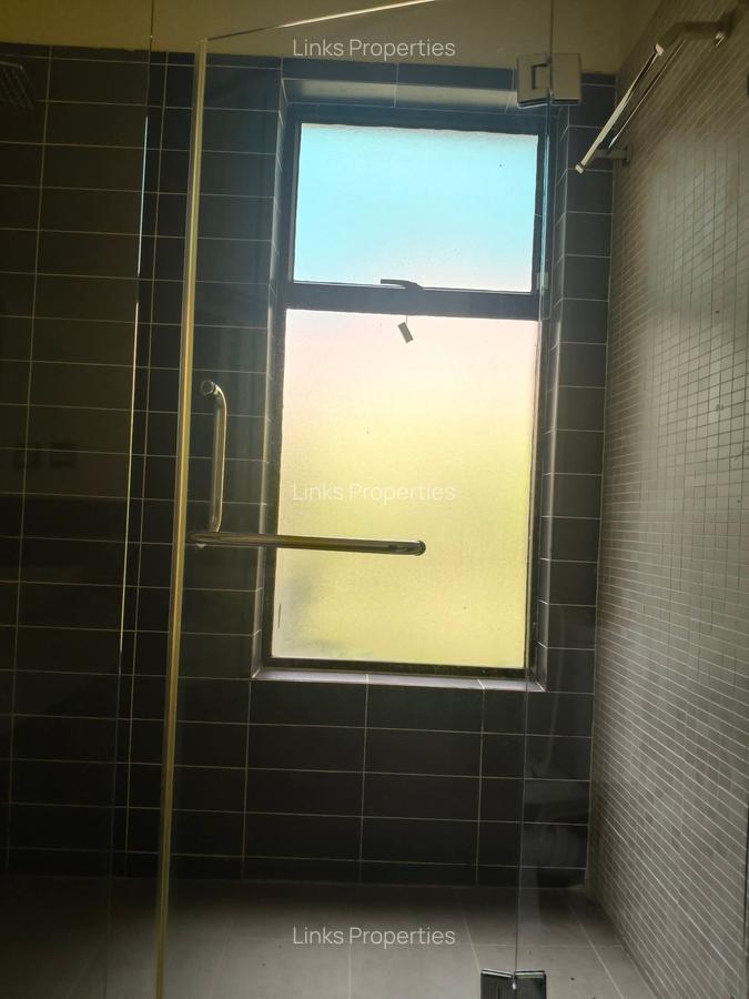 4 Bed Townhouse with En Suite at Karen - 7