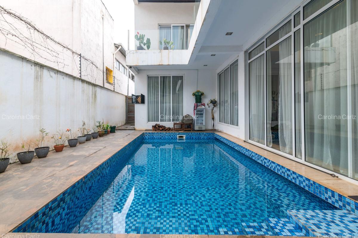 5 Bed Villa with En Suite at Peponi Road - 3