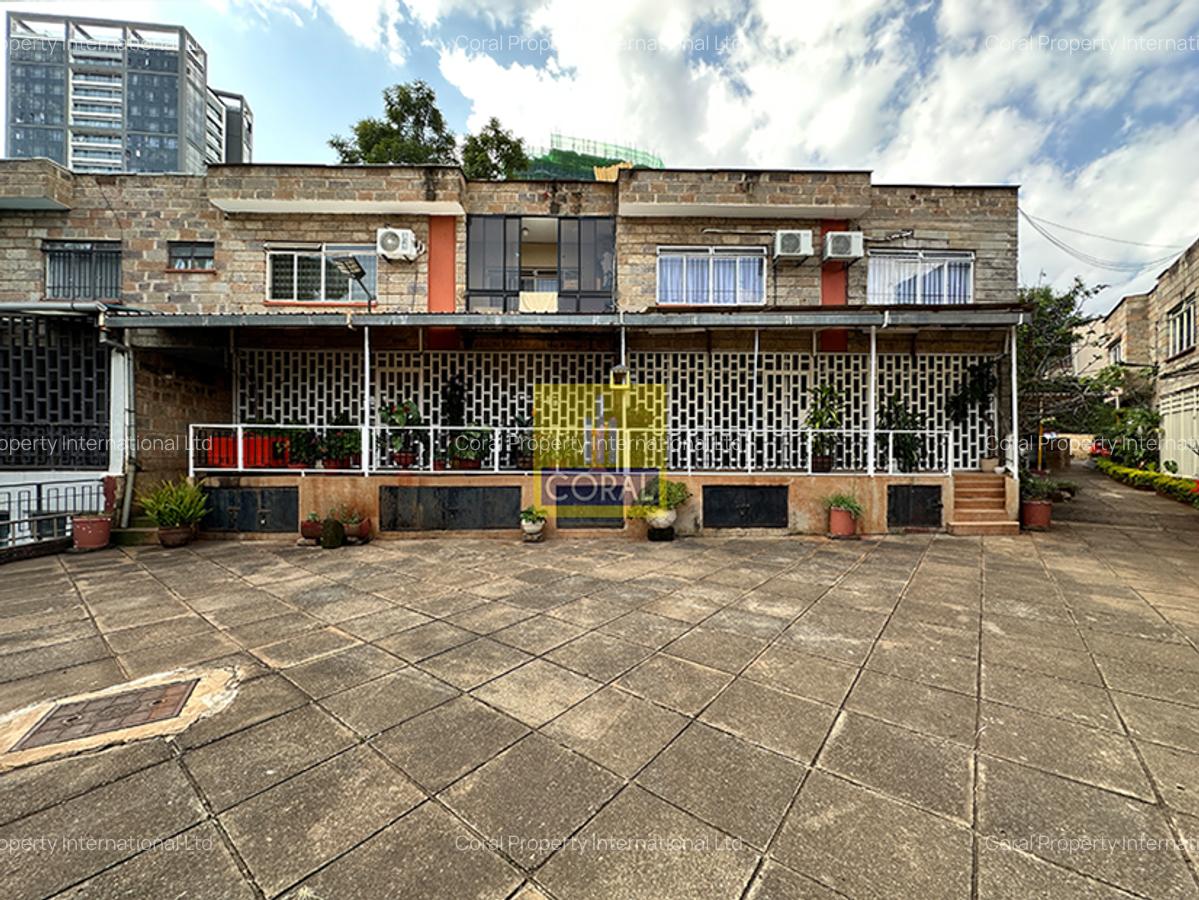 4 Bed Townhouse in Westlands Area - 17