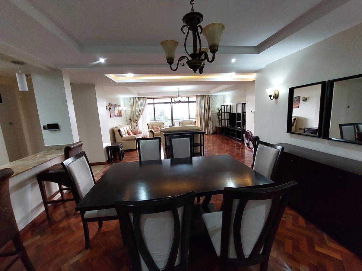 3 Bed Apartment with En Suite at Riverside Drive - 10