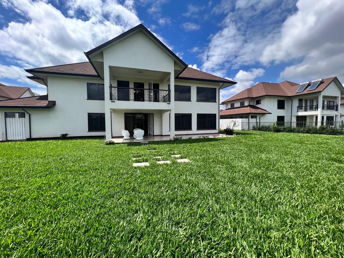 4 Bed Villa with En Suite in Runda - 1