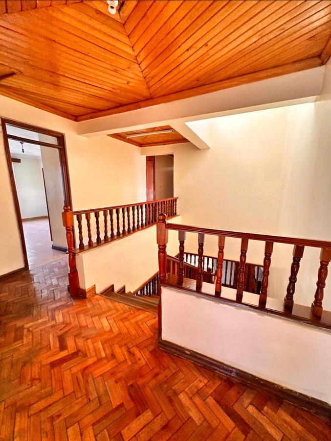 4 Bed House with En Suite at Near Garellia - 11