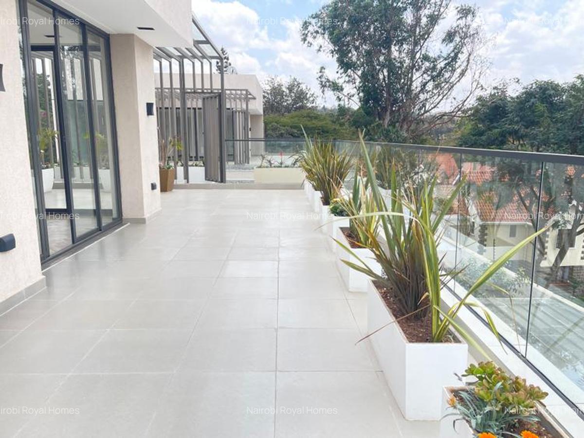 5 Bed Townhouse with En Suite at Mzima Springs - 6