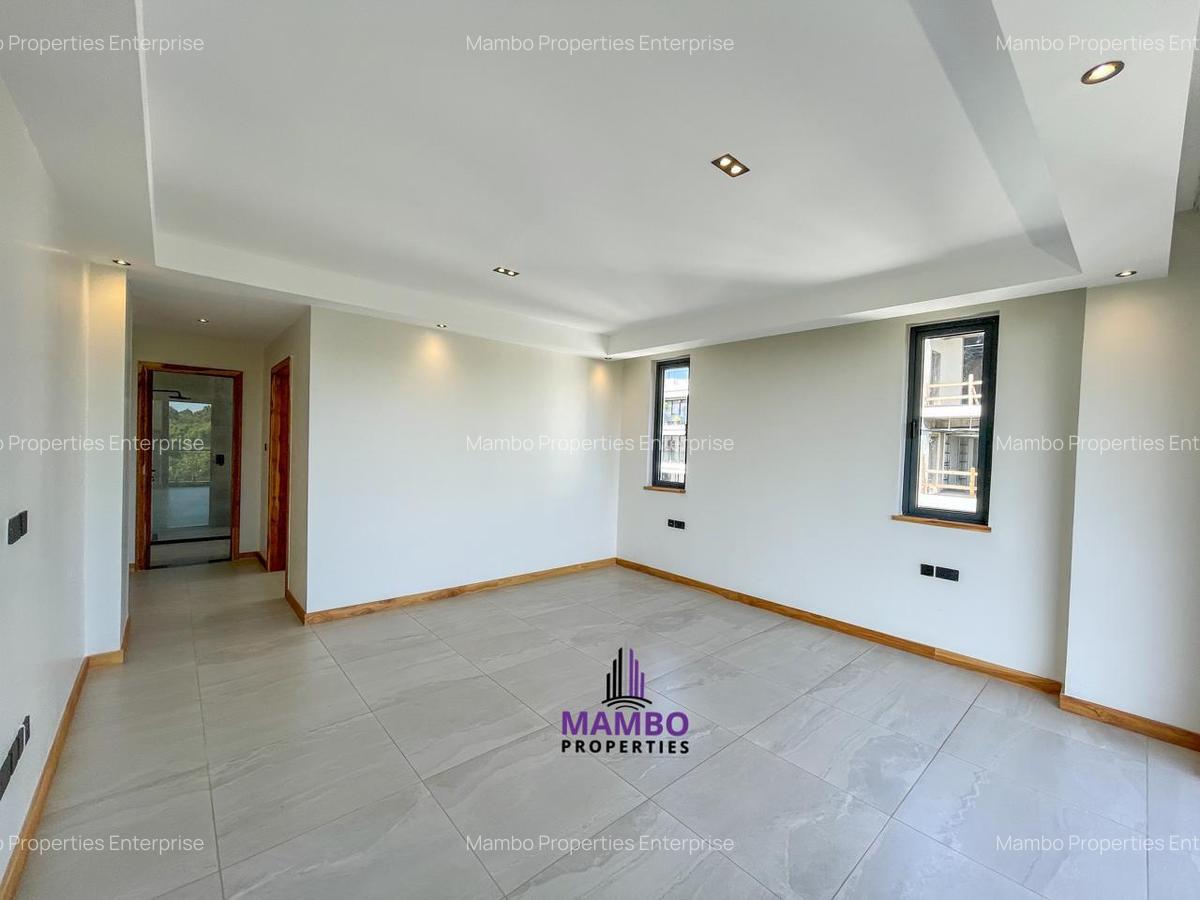 4 Bed Apartment with En Suite at Peponi Rd - 14