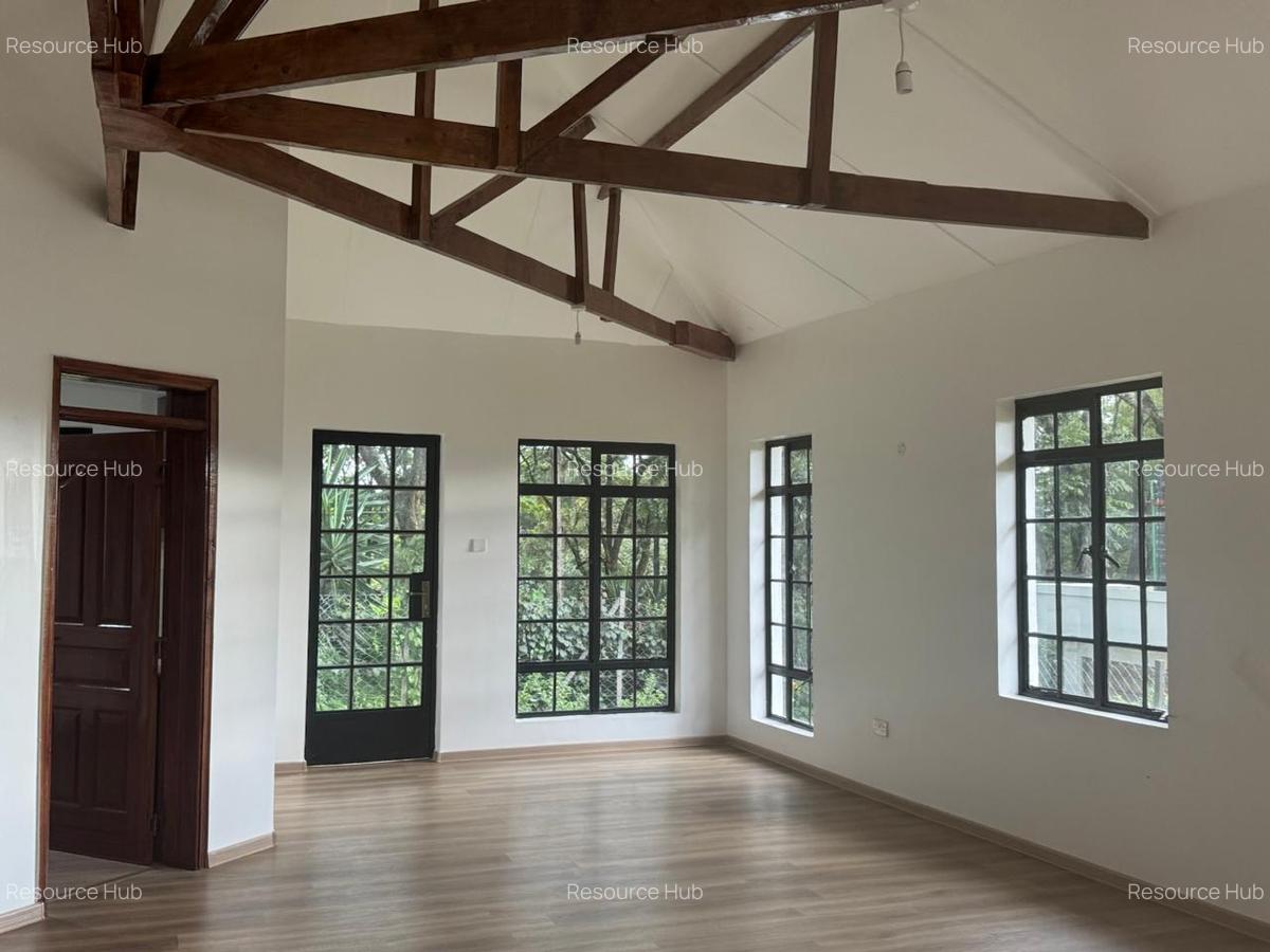 3 Bed House with En Suite at Next To The Hub - 7