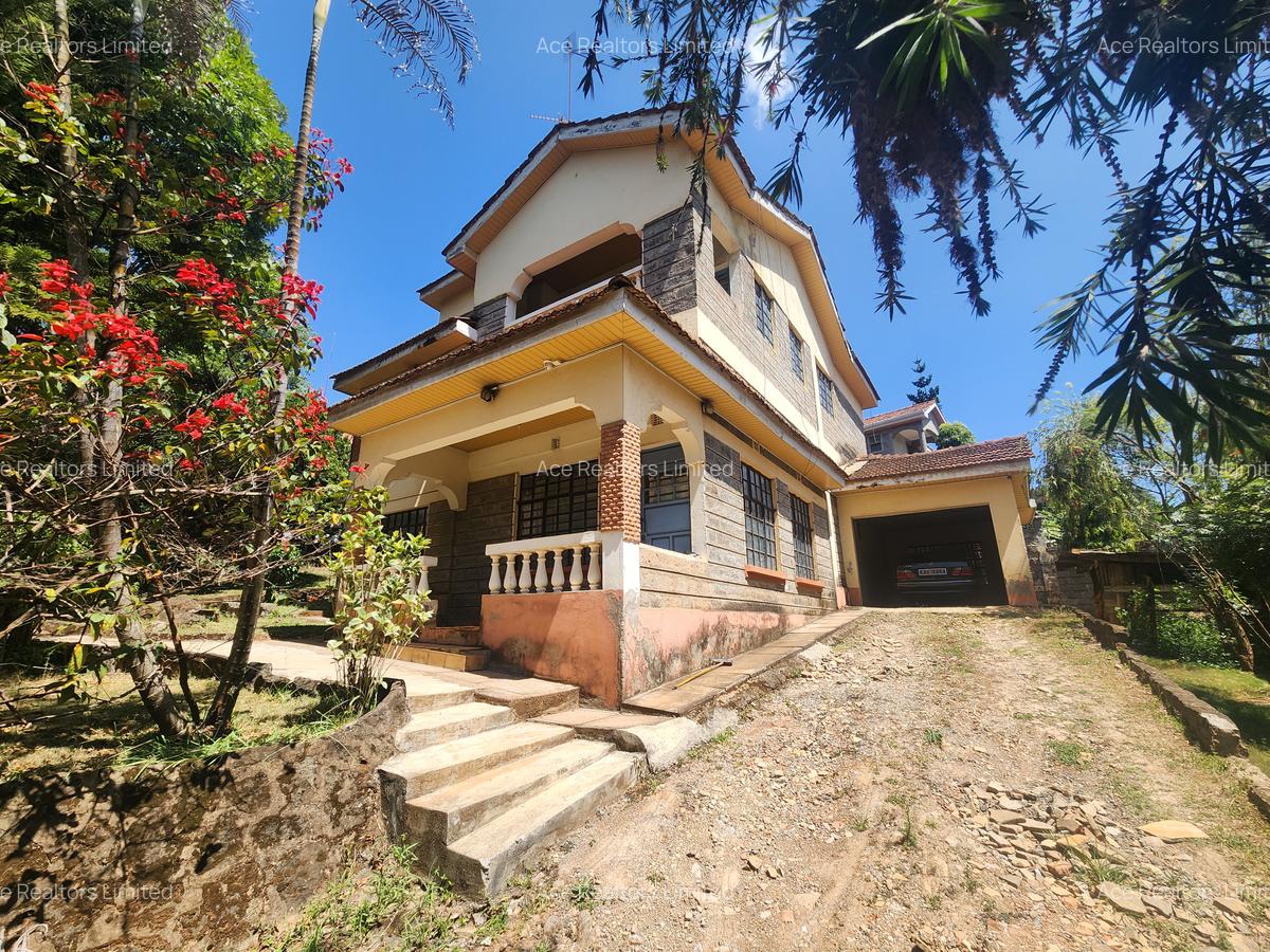 4 Bed House with En Suite at Mushroom Road - 12