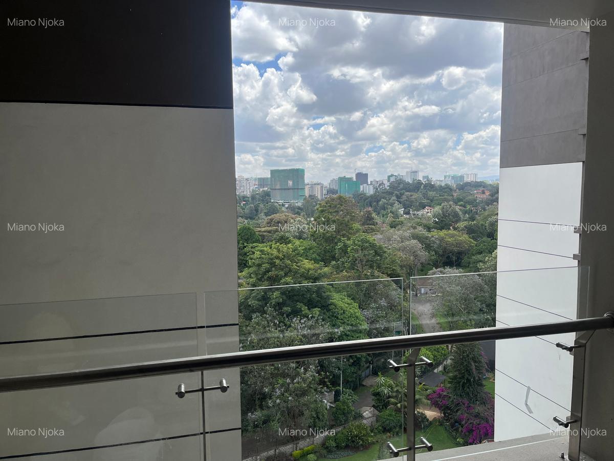 2 Bed Apartment with En Suite at Riverside Drive - 11