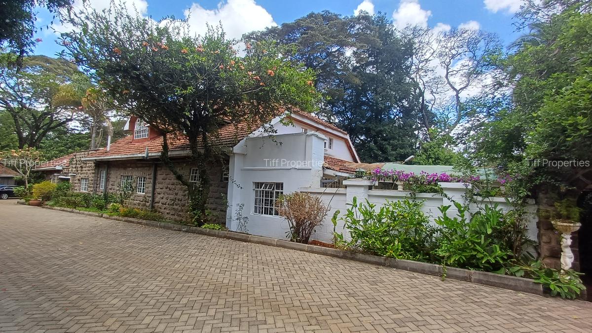 8 Bed House in Muthaiga - 19