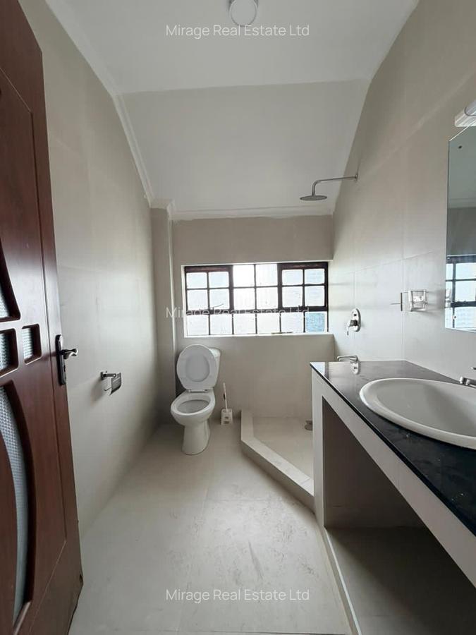 2 Bed Apartment with Swimming Pool in Kileleshwa - 4