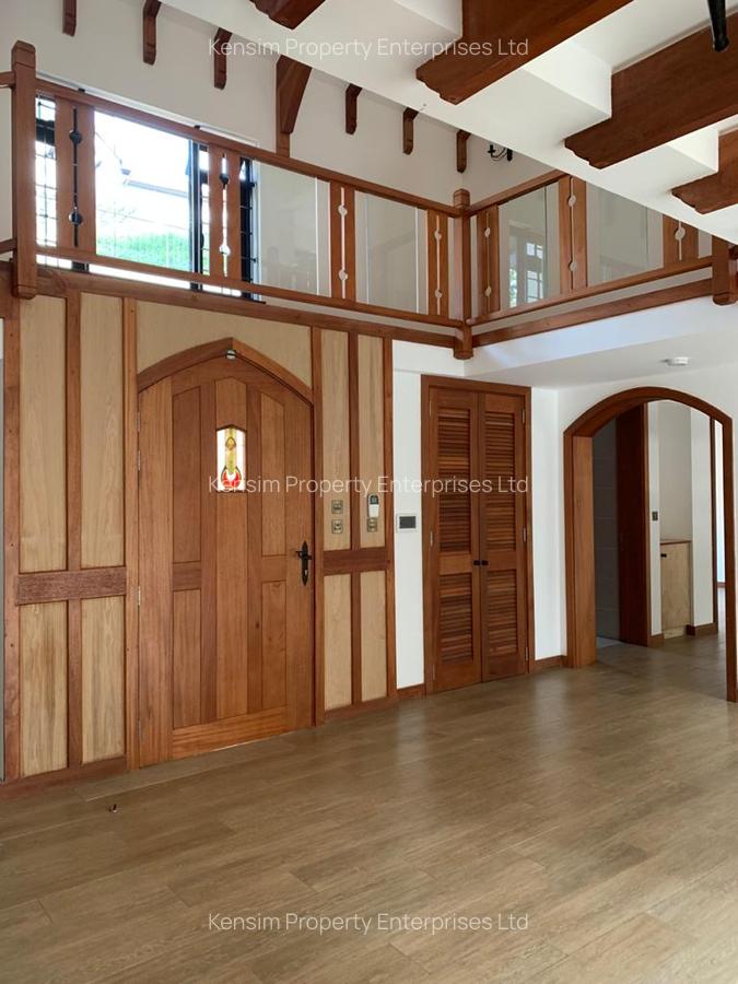 5 Bed Townhouse with En Suite in Kitisuru - 11