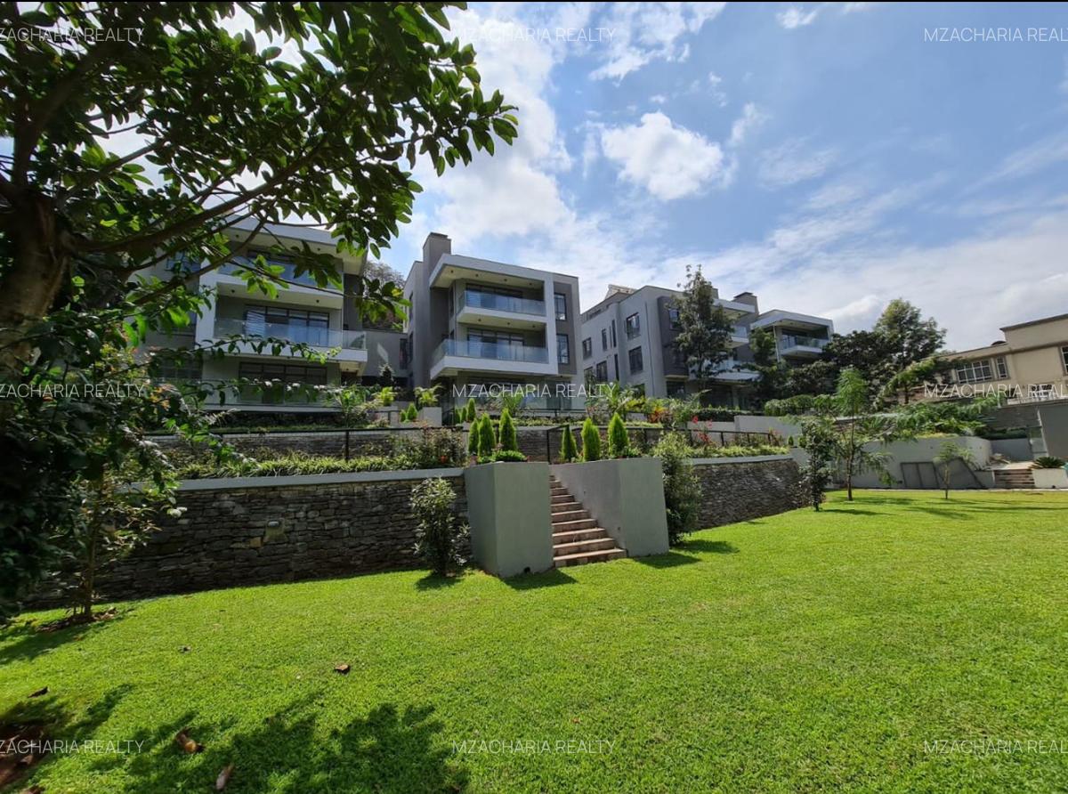 4 Bed Townhouse with En Suite in Kitisuru - 16