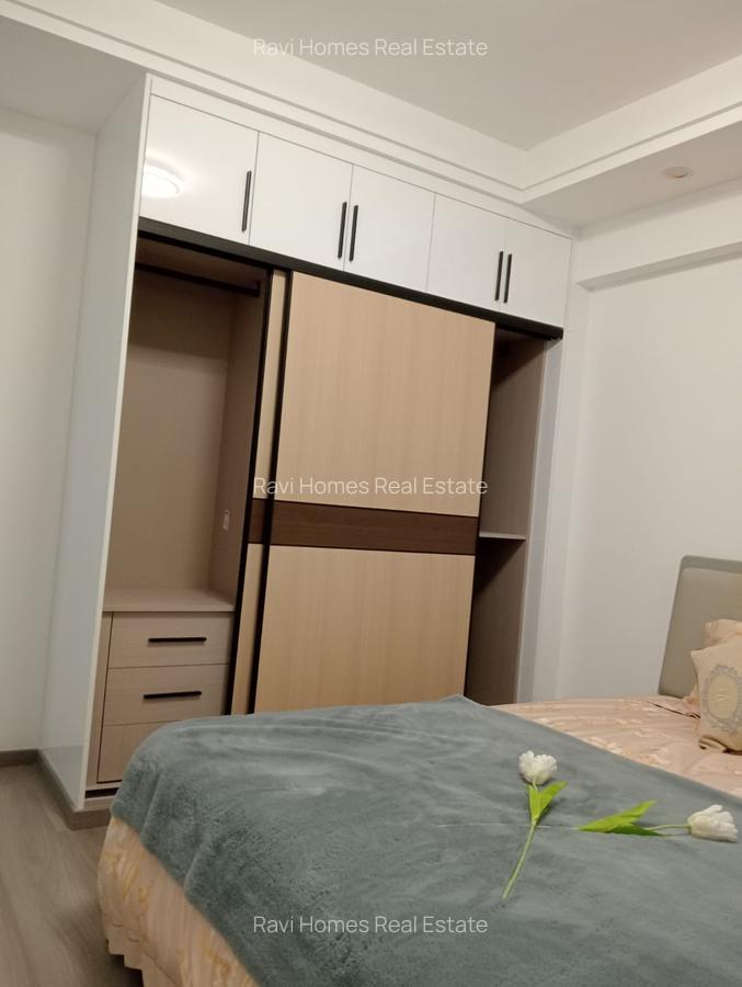 2 Bed Apartment with En Suite in Lavington - 7