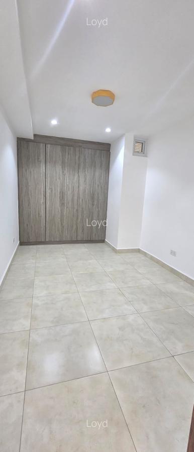 Serviced 4 Bed Apartment with En Suite in Parklands - 9