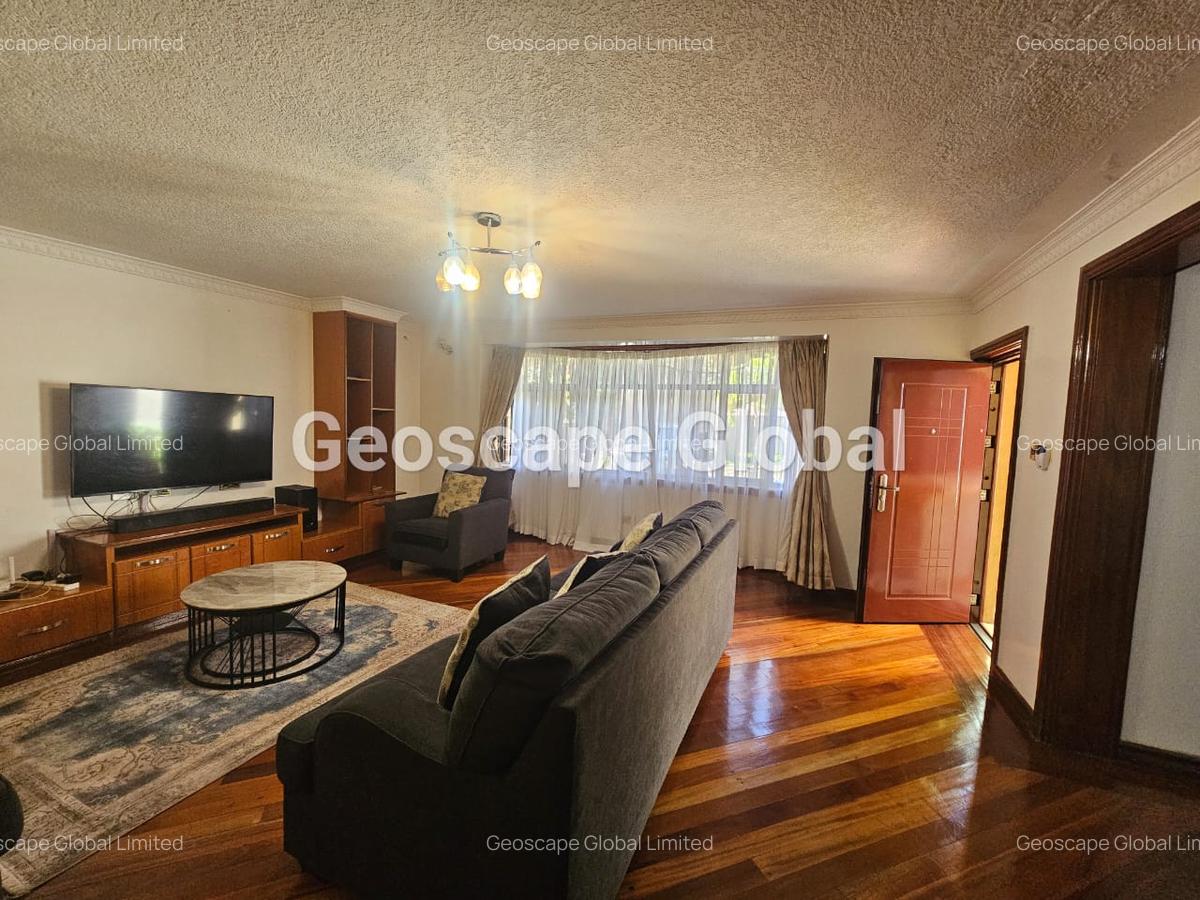 4 Bed House with En Suite in Runda - 2