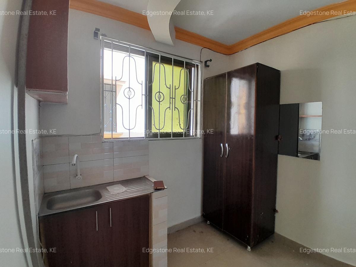 Studio Apartment with Swimming Pool in Mtwapa - 2