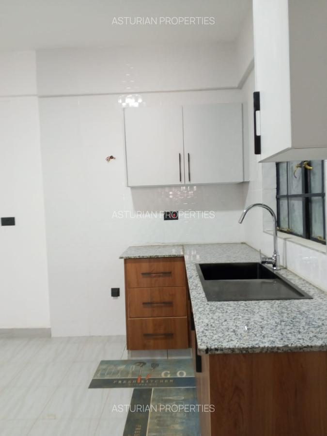 2 Bed Apartment with En Suite in Kitisuru - 11