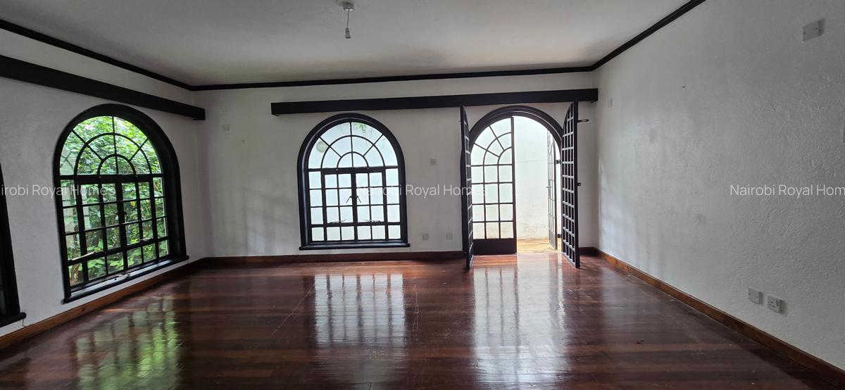 4 Bed Townhouse with En Suite at Lavington Green - 14