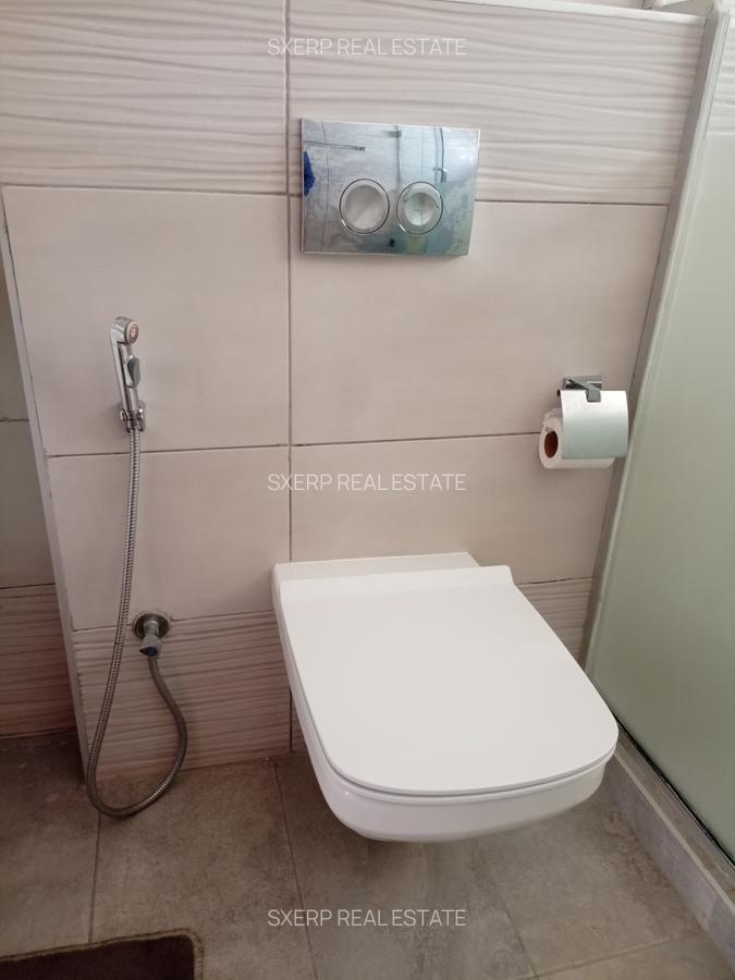 3 Bed Apartment with En Suite at Pramukh Shah Ave - 16