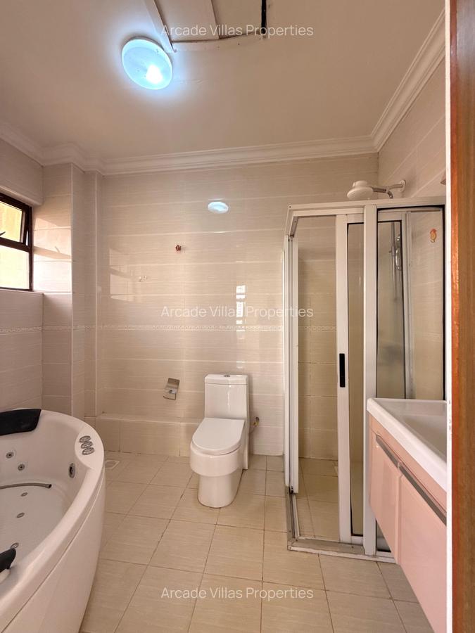 3 Bed Apartment with En Suite in Kileleshwa - 14