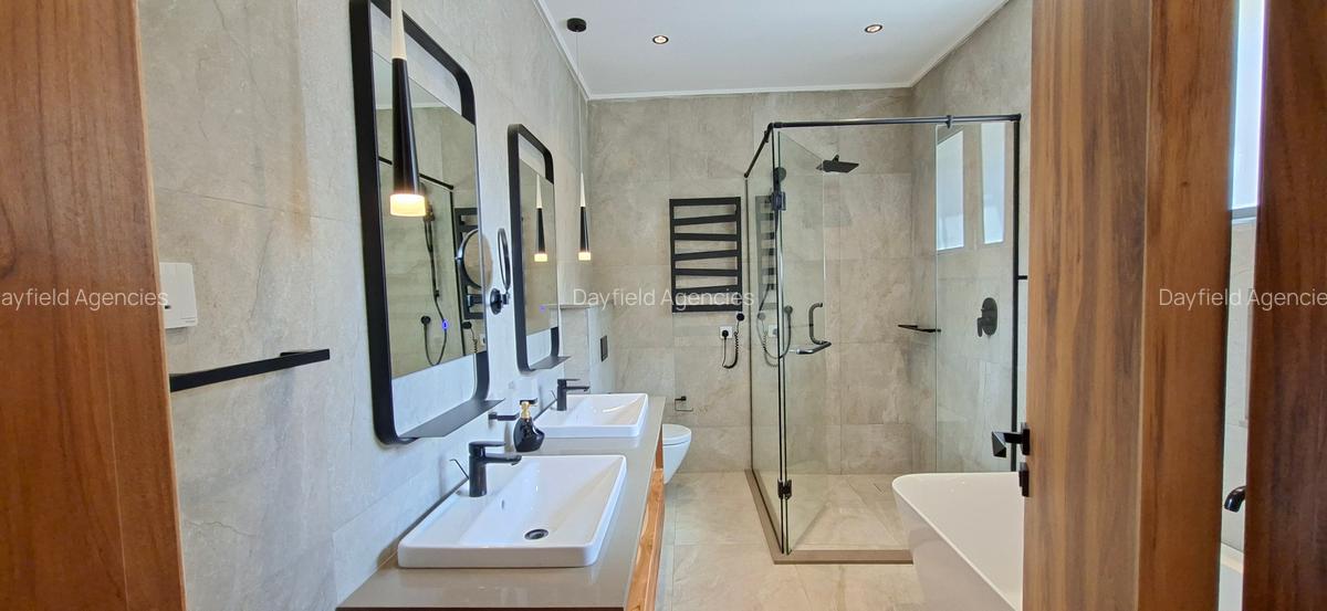 2 Bed Apartment with En Suite at Off Peponi Road - 8