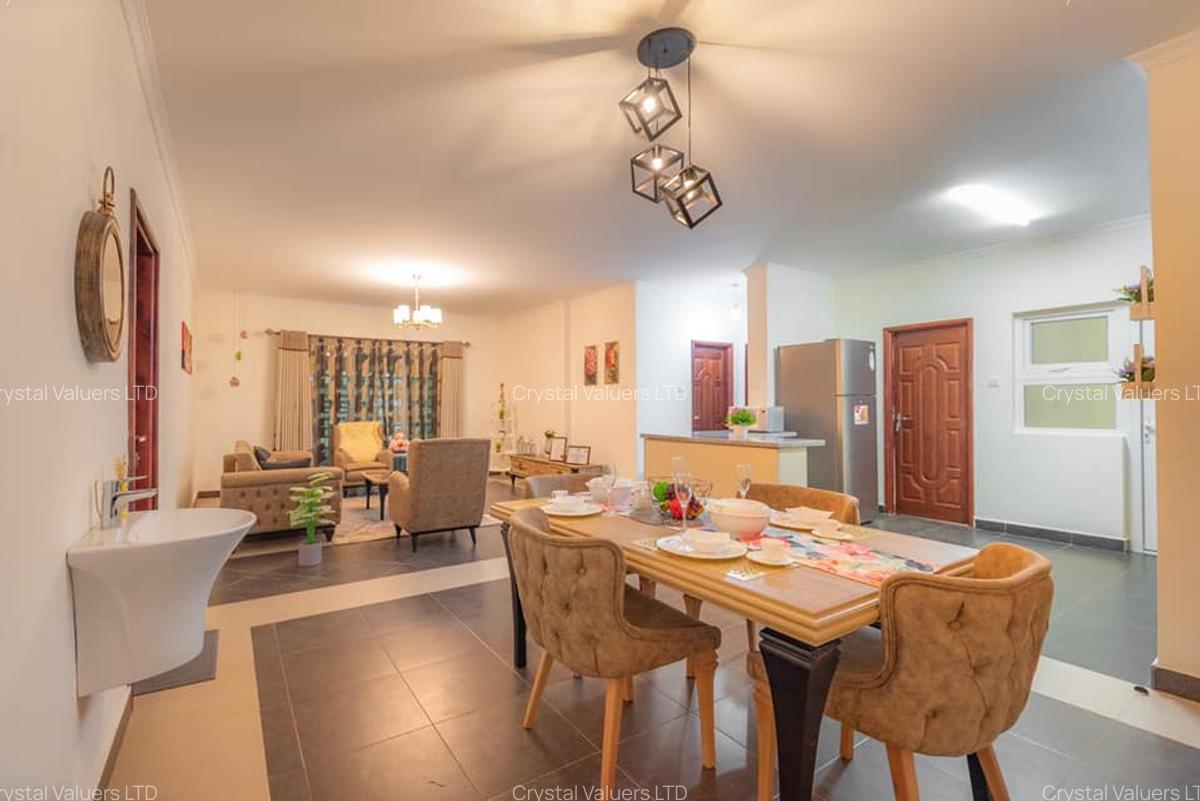 2 Bed Apartment with En Suite in Lavington - 1