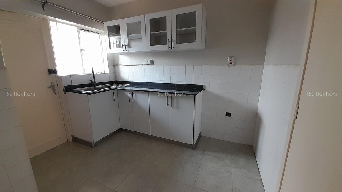4 Bed Townhouse with En Suite at Rapta Road - 7