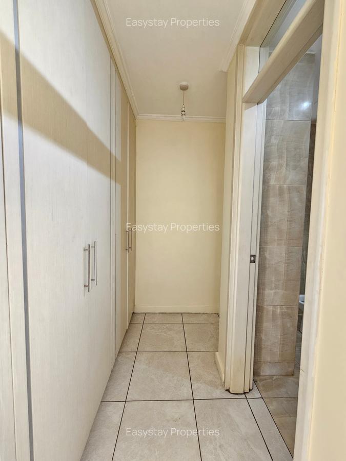 1 Bed Apartment with En Suite in Lavington - 5