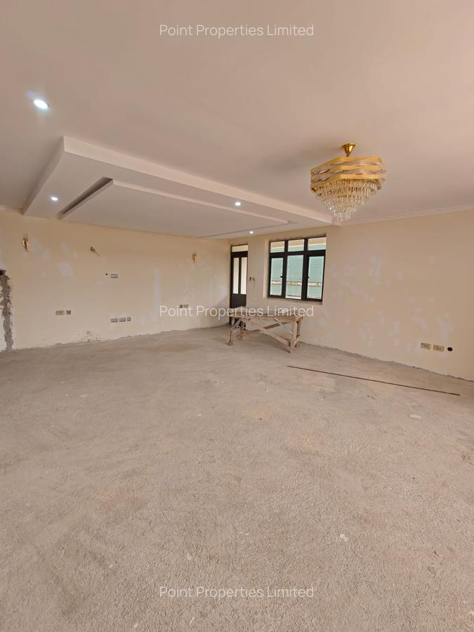 10 Bed Villa with En Suite in Karen - 4