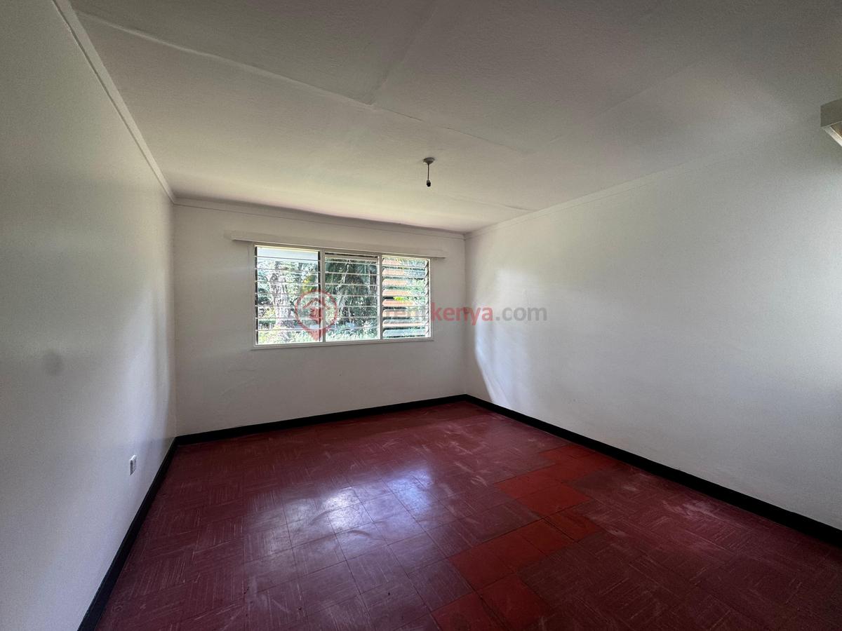 4 Bed House with Staff Quarters in Loresho - 14