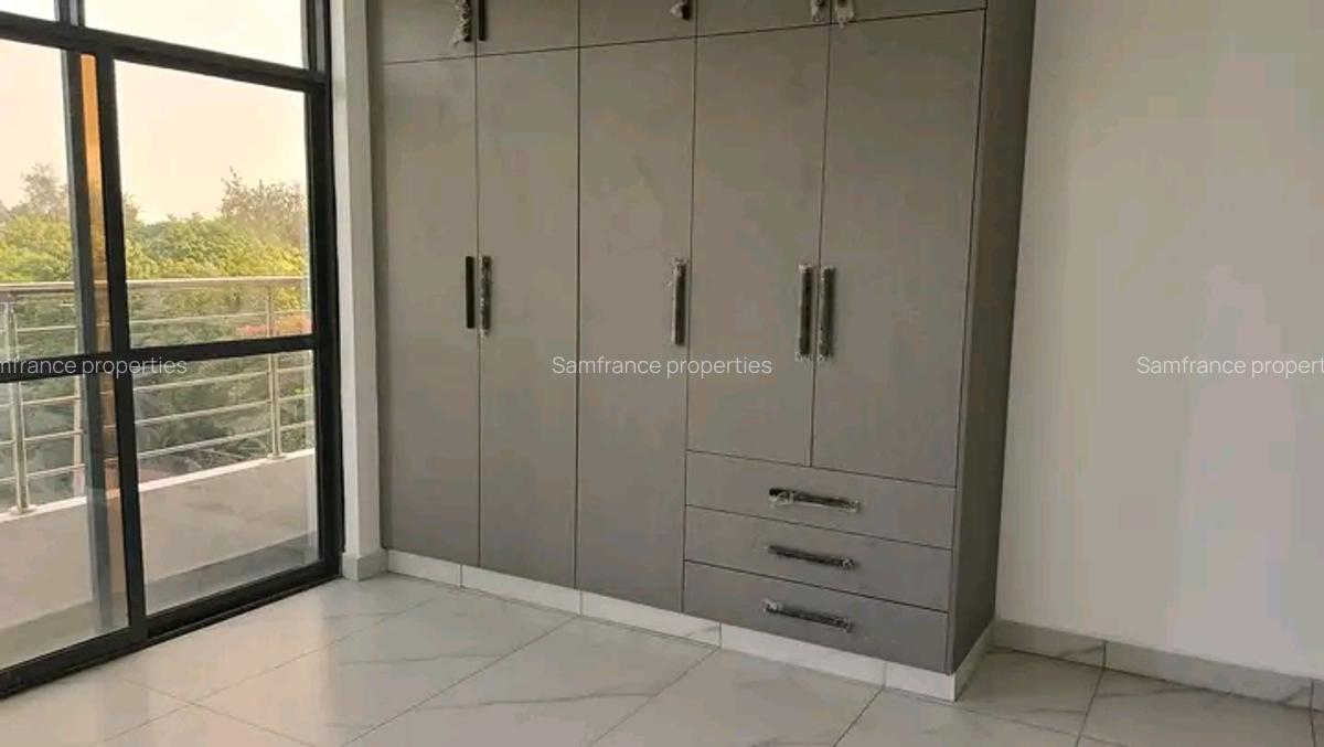 2 Bed Apartment with En Suite at Baobab Road - 8