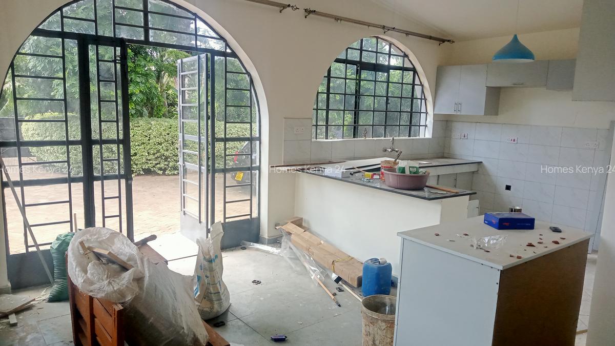 2 Bed House in Ridgeways - 3