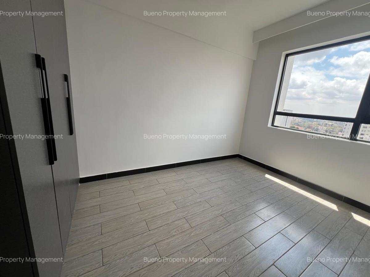 2 Bed Apartment with En Suite in Valley Arcade - 13