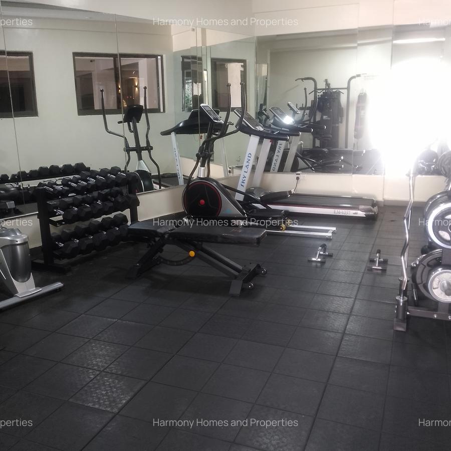 Serviced 2 Bed Apartment with En Suite at Riverside - 12