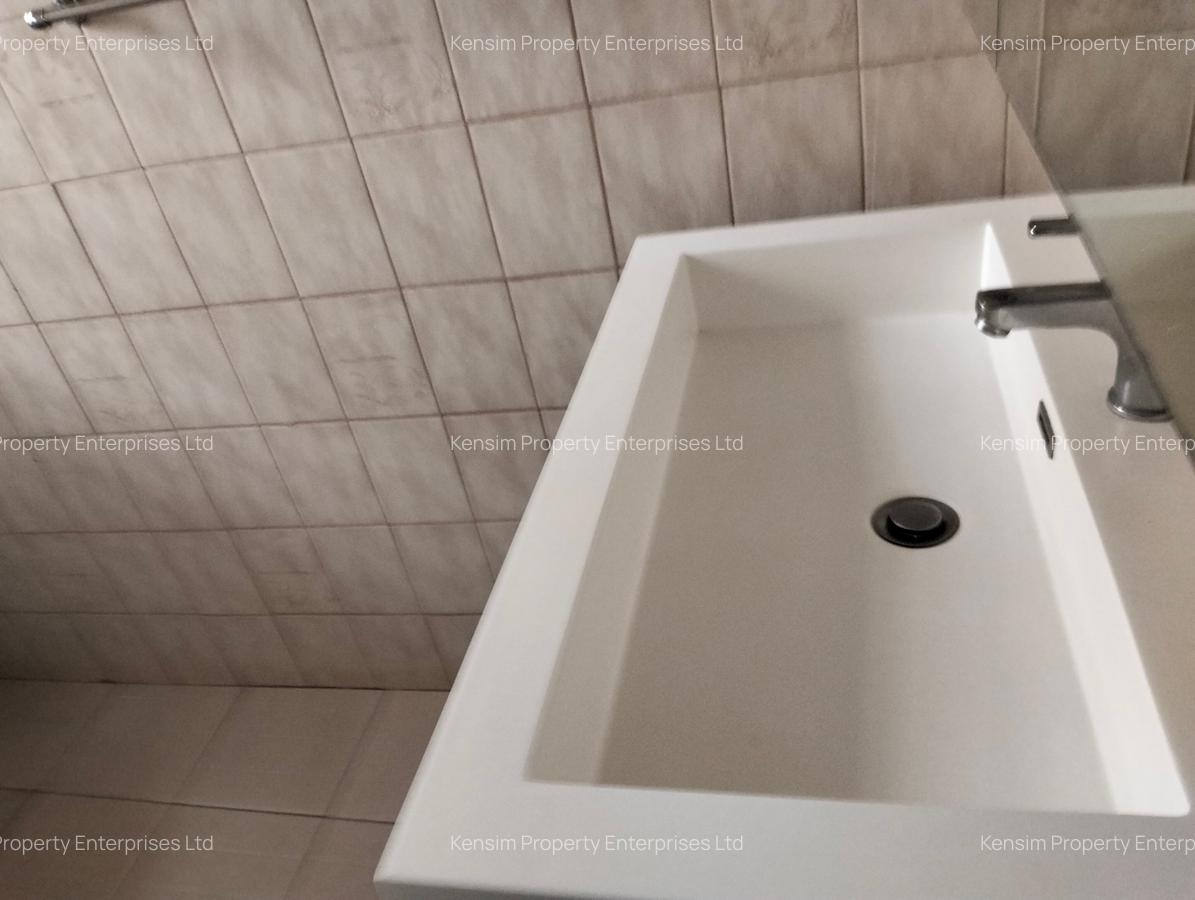 4 Bed Townhouse with En Suite in Kilimani - 9