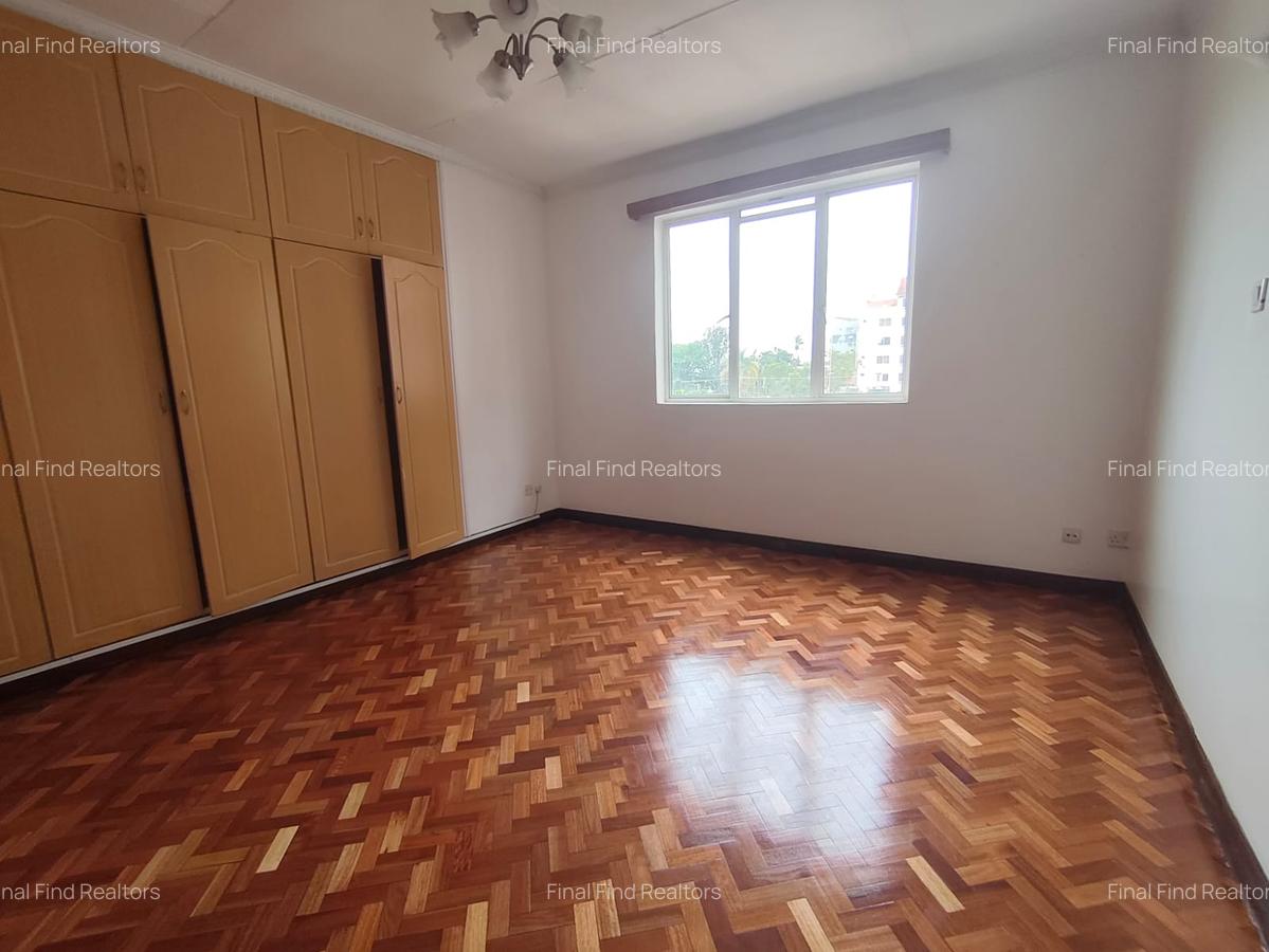 3 Bed Apartment with En Suite in Westlands Area - 4