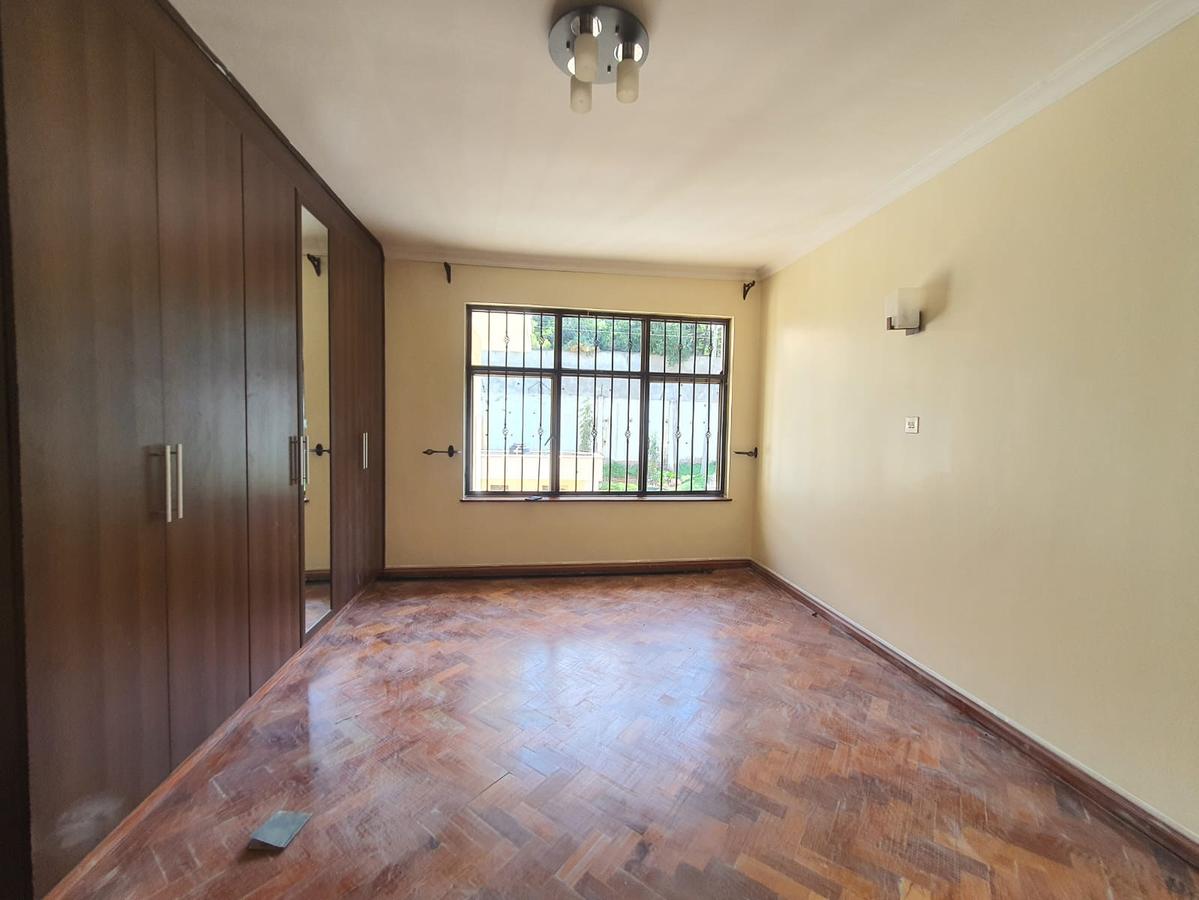 6 Bed Villa with En Suite at Westlands - 15