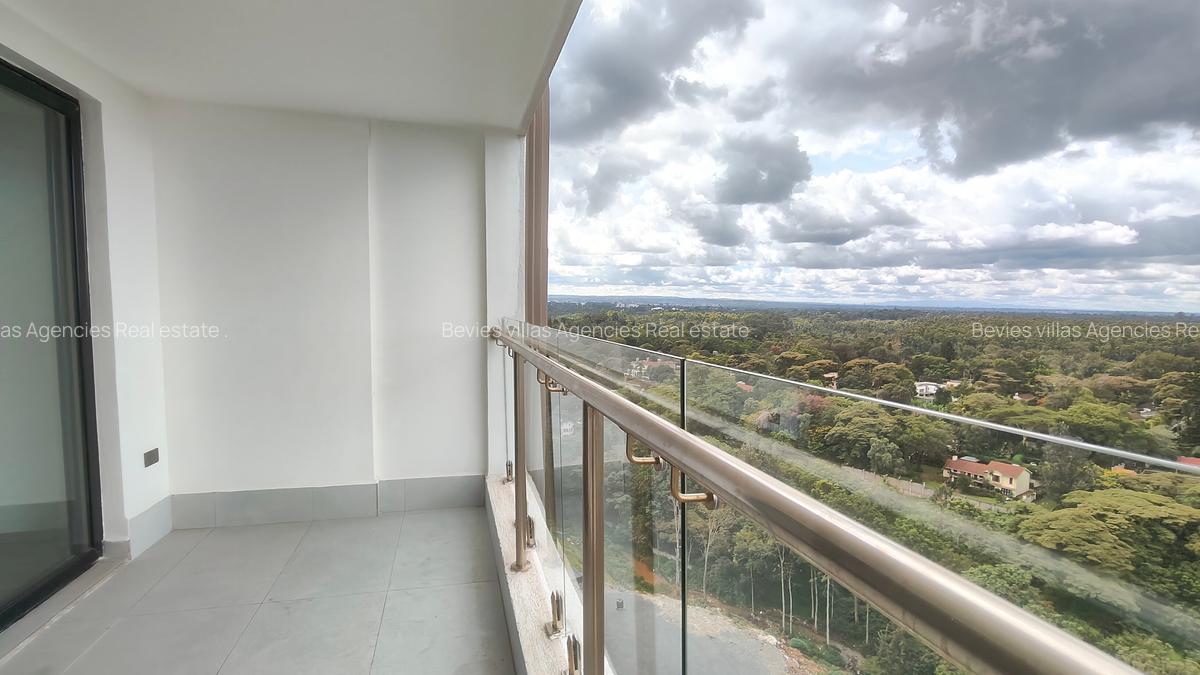 4 Bed Apartment with En Suite at Parklands - 1