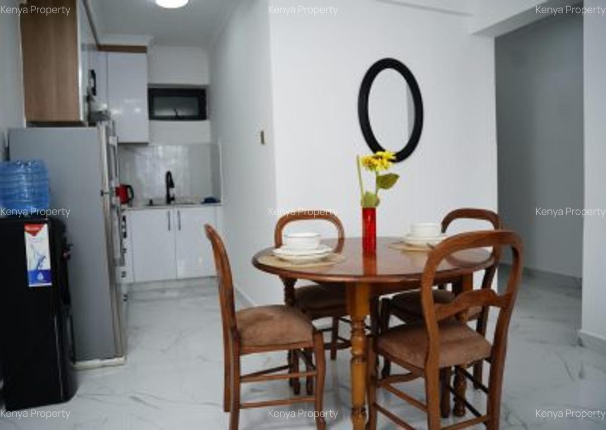 2 Bed Apartment with Swimming Pool at Wood Avenue - 4