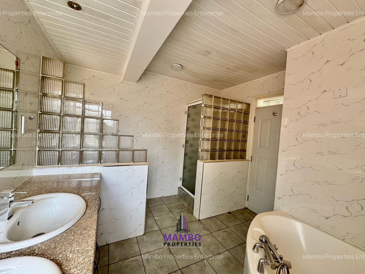 4 Bed House with En Suite at Gigiri - 17