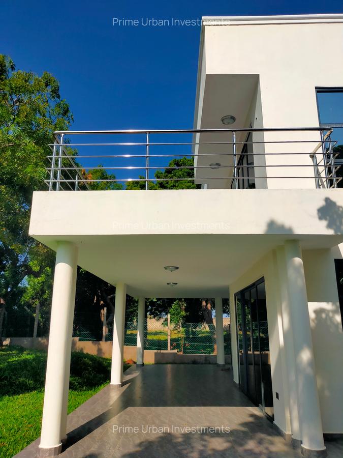 4 Bed House with En Suite in Vipingo - 11