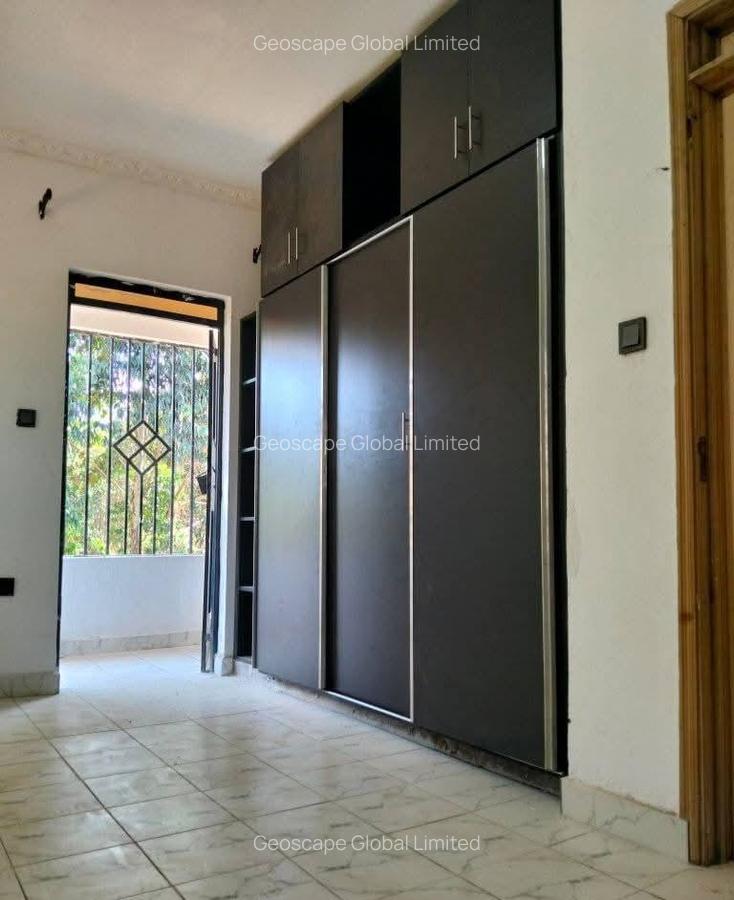 4 Bed House with En Suite in Kikuyu Town - 3